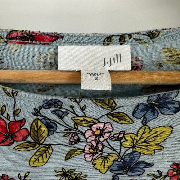 J. Jill Floral Top Blue Cotton Panel Asymmetrical Boat Neck Size S‎ - Picture 4 of 10